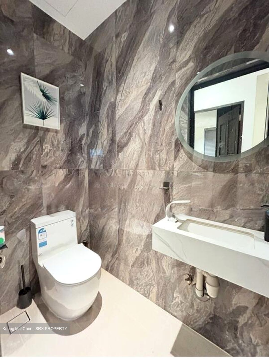 Dix Road (D19), Semi-Detached #458801671